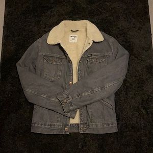 Men’s Wrangler Icons Wool-Lined Denim Jacket.